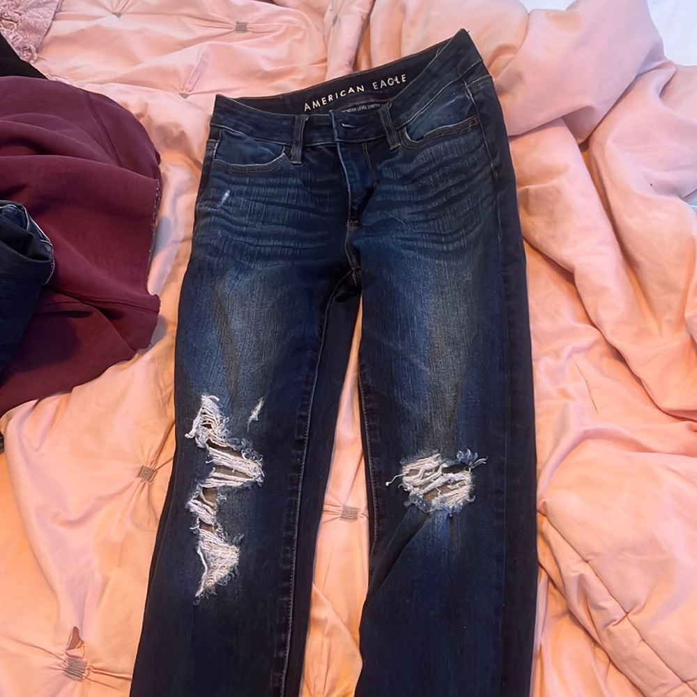 Dark jeans don’t look good on me